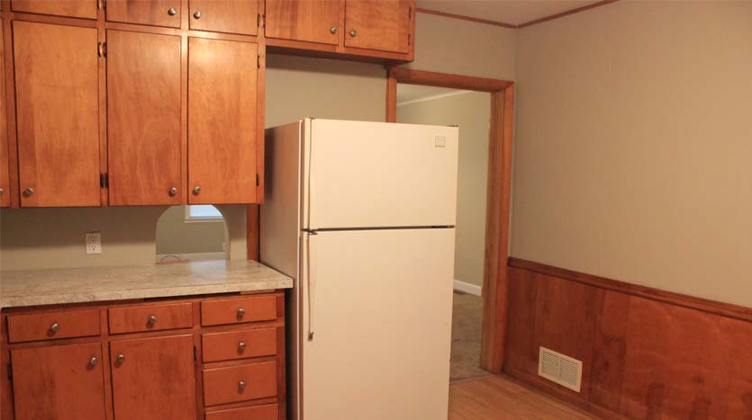 Kitchen In House For Rent - Independence, IA 50644